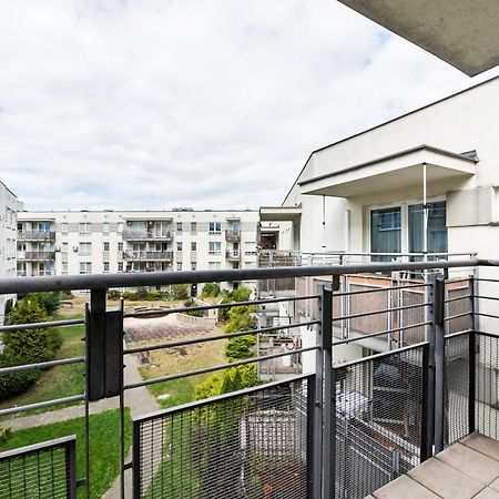 Ursus Pleasant Apartment Варшава Екстер'єр фото