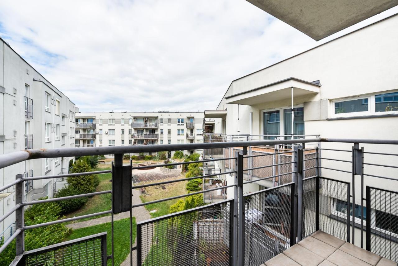 Ursus Pleasant Apartment Варшава Екстер'єр фото