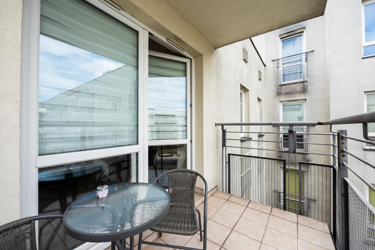 Ursus Pleasant Apartment Варшава Екстер'єр фото